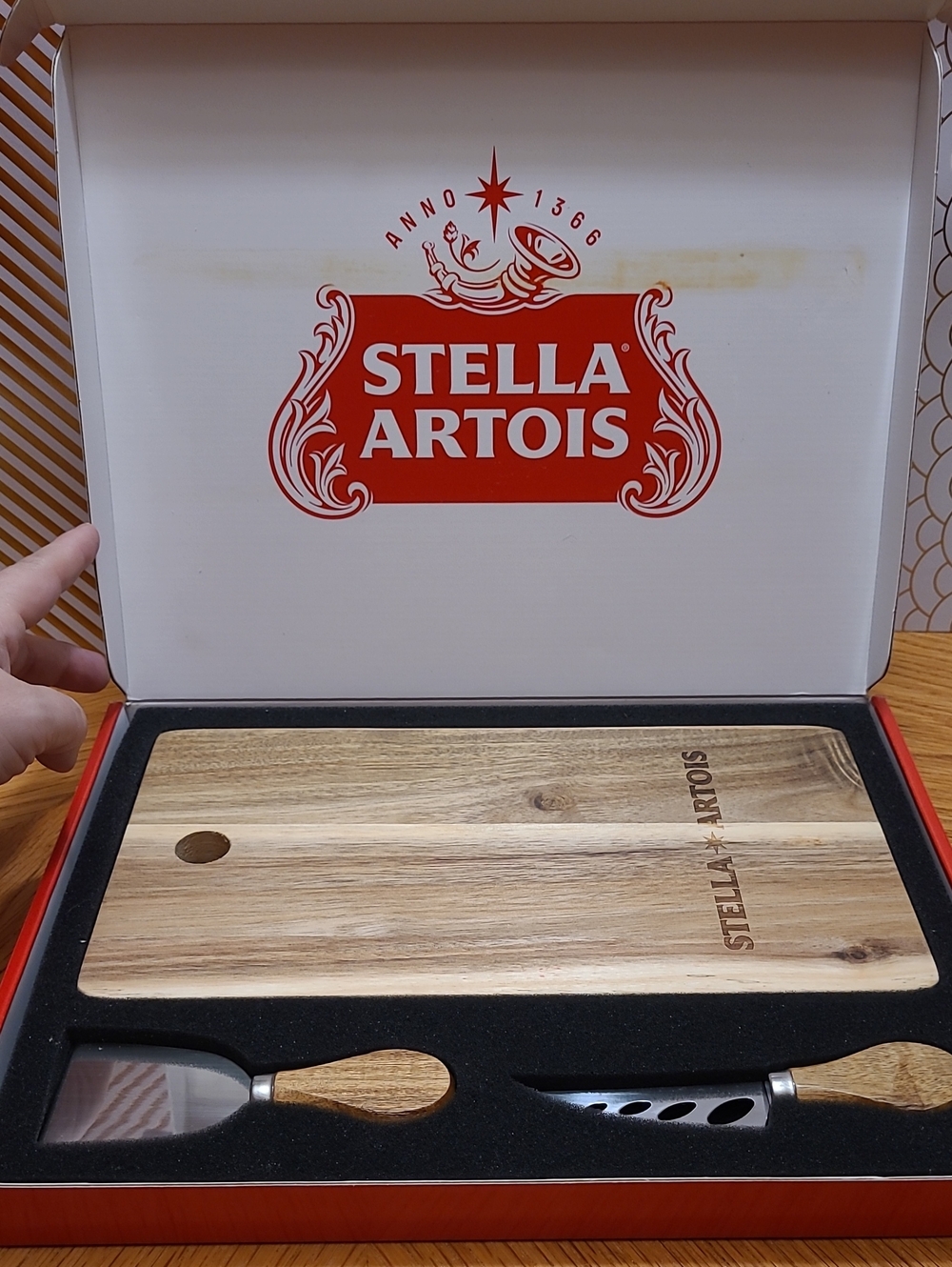 Stella Artois Wood Cheese Board and Knife Set - Natural Wood,new